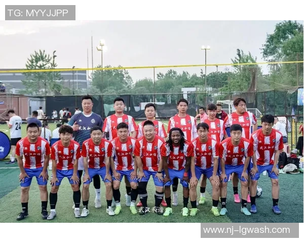 武汉足球队防反战术革新探索与实践的深度分析与展望